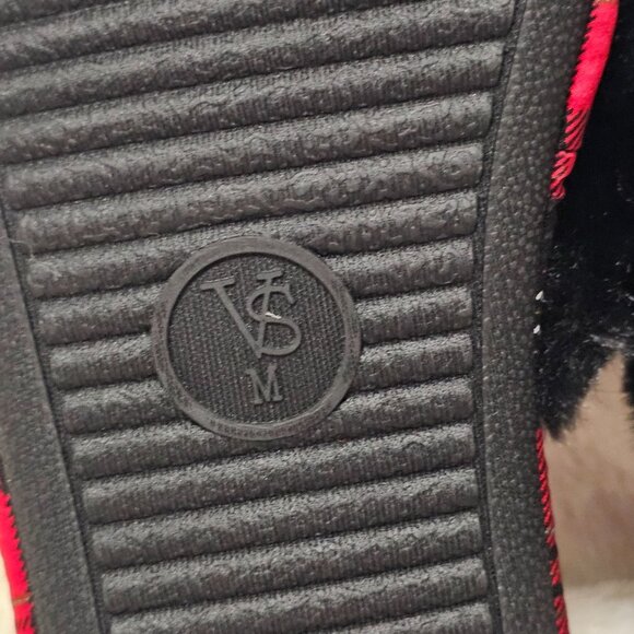 Victoria's Secret Signature Satin Fur Trim Slippers Red Plaid w Dust Bag M 7/8 - Picture 4 of 11